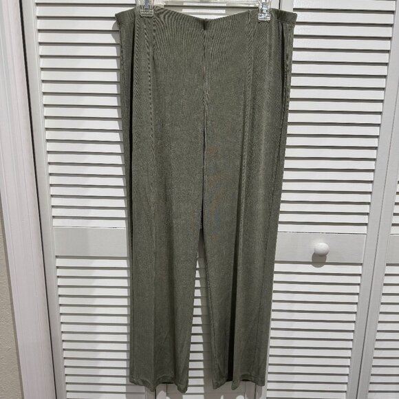 Chico’s Travelers Pants Olive 3R (XL) Pull-On Straight Leg - Picture 2 of 7